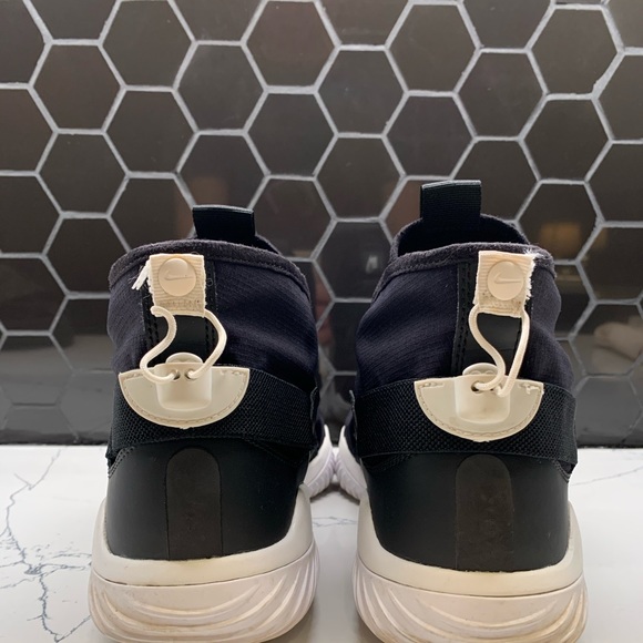 Men’s Nike Komyuter PRM Size 10.5 - Picture 3 of 8